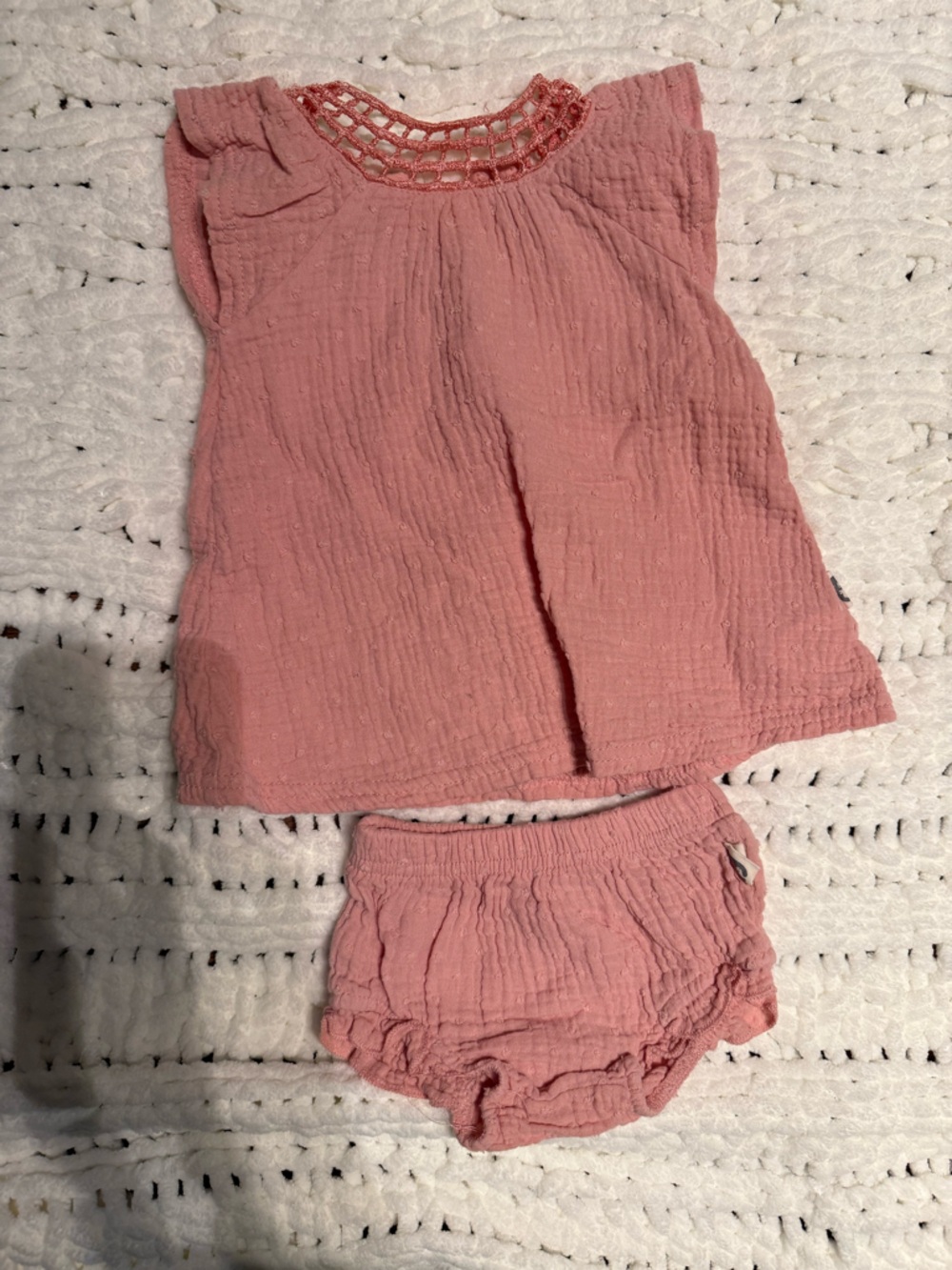 Pink Baby Girls' Matching Top & Bloomers Set